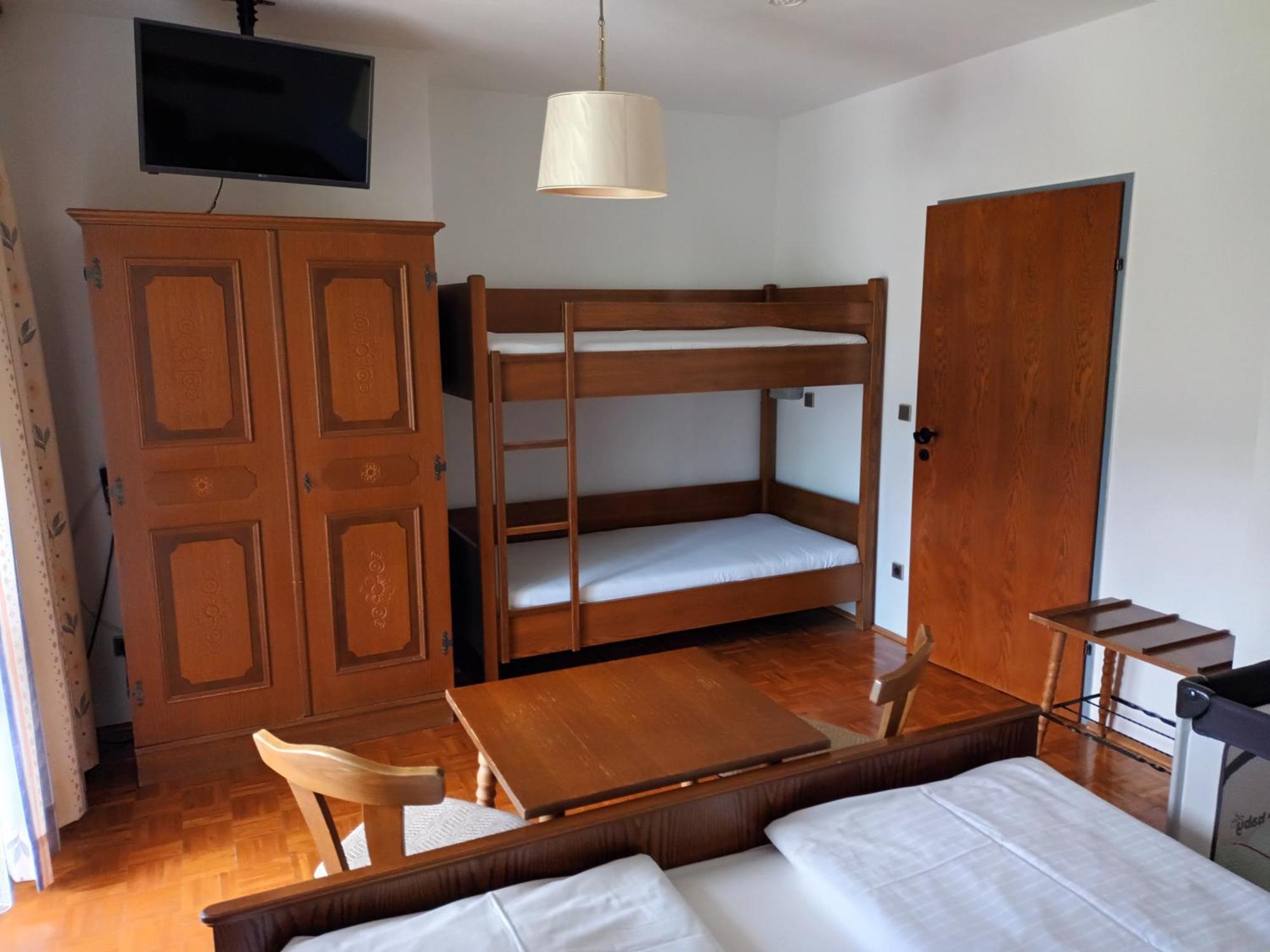 Ferienhof Alte Post, Apartments Weissbriach Eksteriør billede
